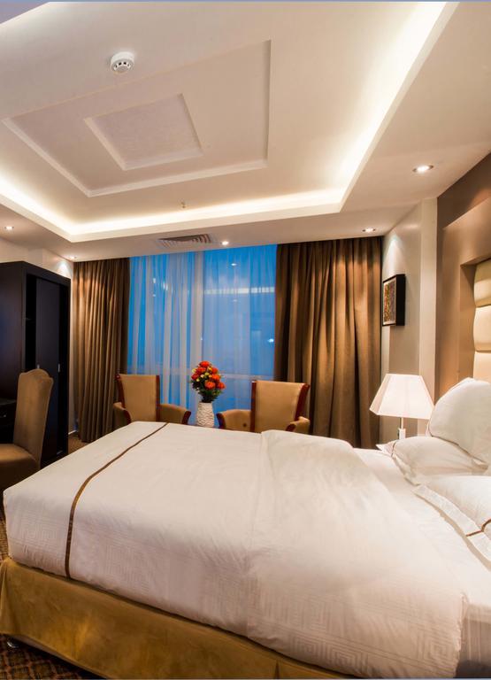 Al Yamama Palace Hotel Suites Riyadh Phòng bức ảnh