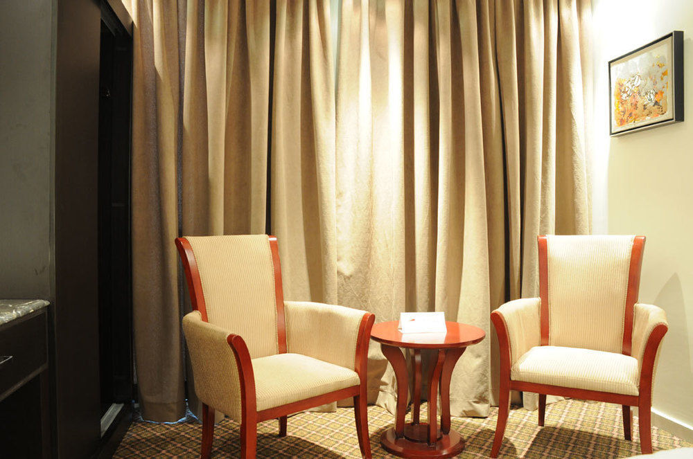 Al Yamama Palace Hotel Suites Riyadh Ngoại thất bức ảnh